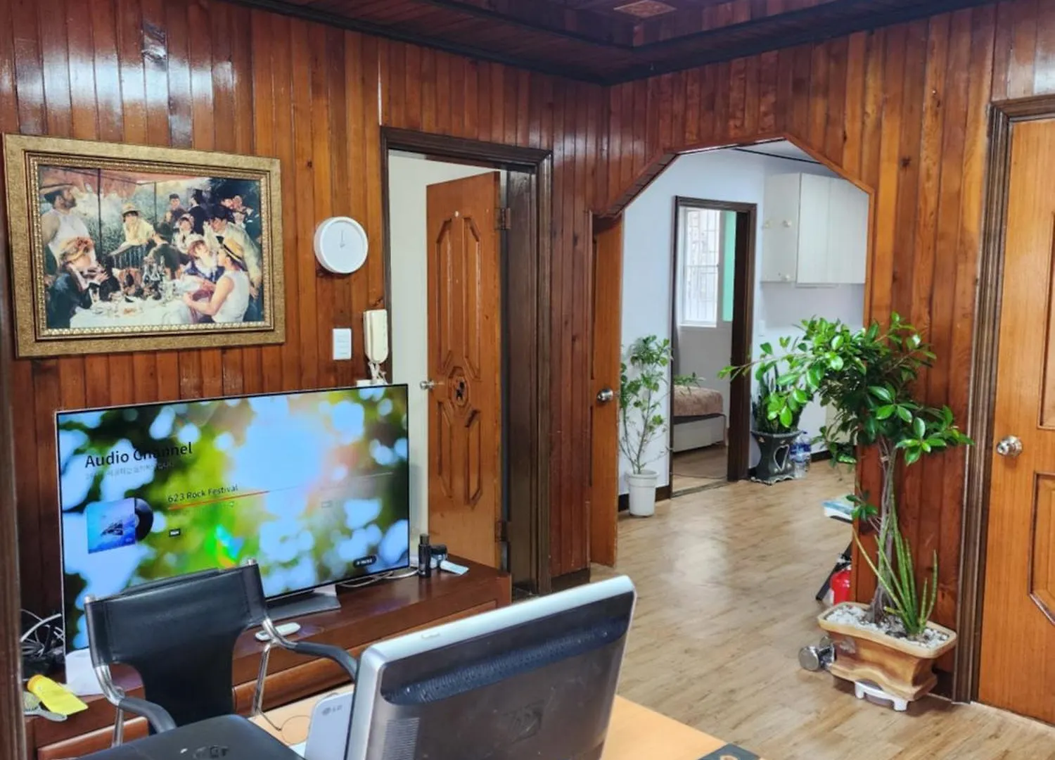 Disco Pangpang Guesthouse Incheon South Korea